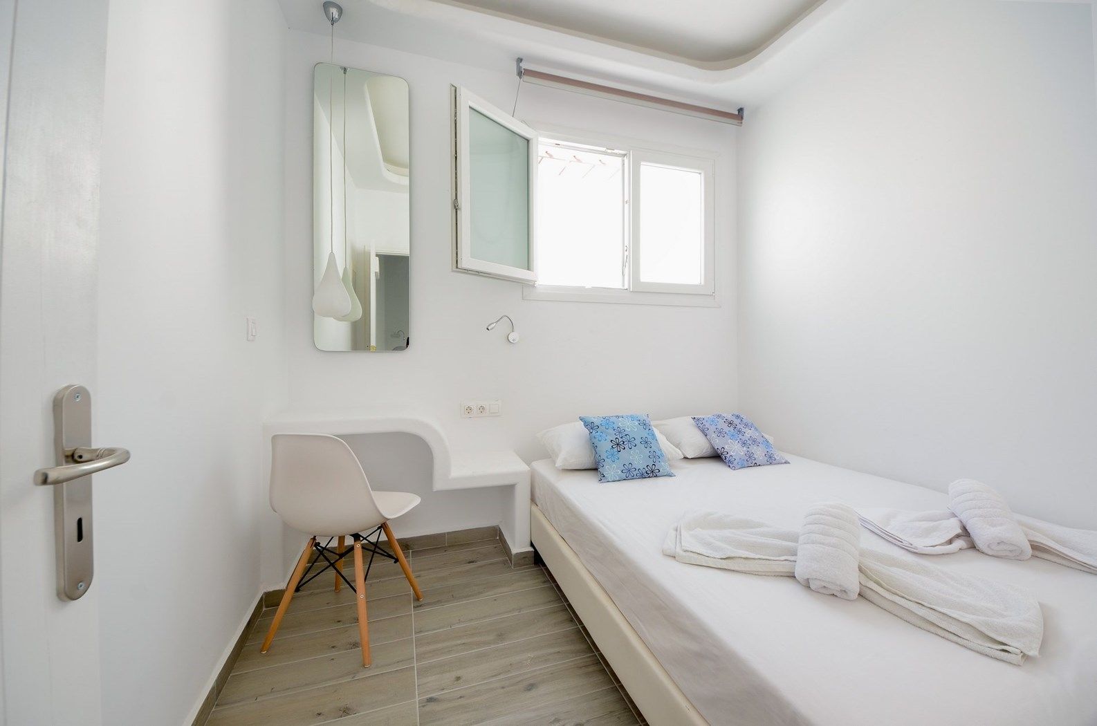 Depis Suites Naxos City المظهر الخارجي الصورة